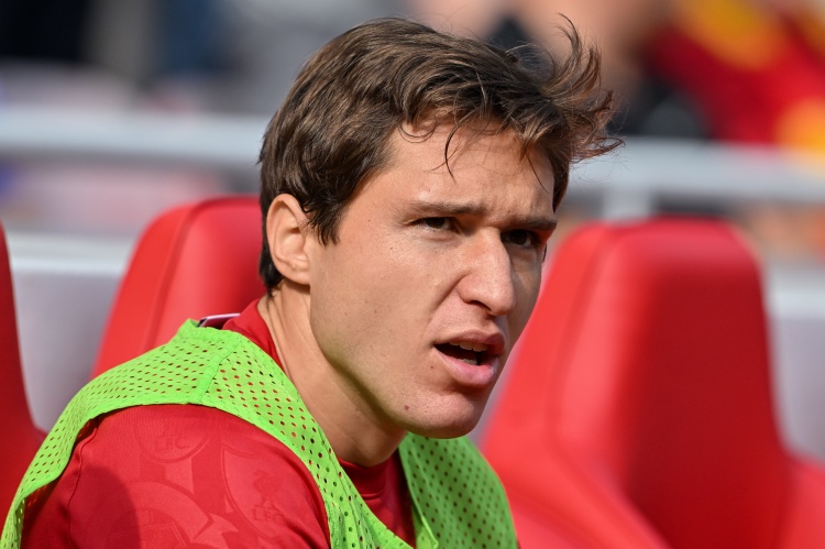 足球直播-记者：尤文计划冬季租借加强制买断小基耶萨，总价约1500万欧元